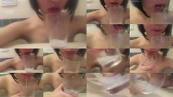 Young mistress in bath [lips, mouth, tongue and saliva fetish] brings the saliva was making a drink! [Femdom to reward]
